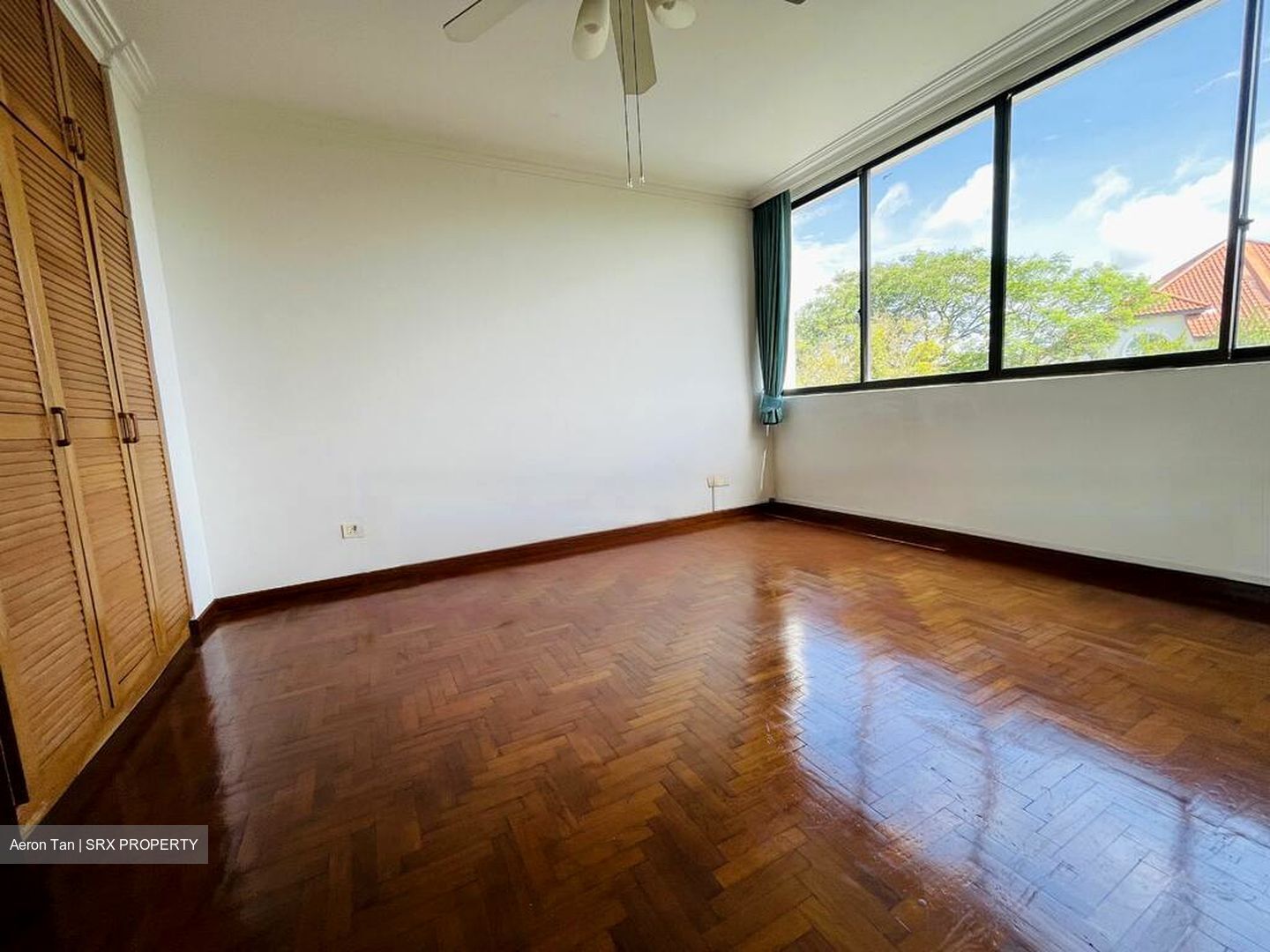 Coronation Road West (D10), Semi-Detached #579802931